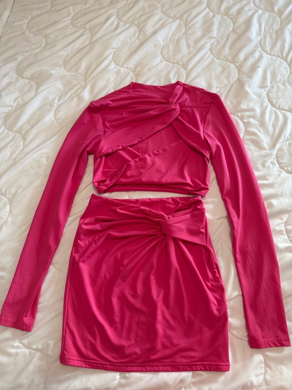 Women’s Fuchsia Knot-Detail Two-Piece Dress Set
